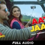 Aate Jaate Hanste Gaate Song