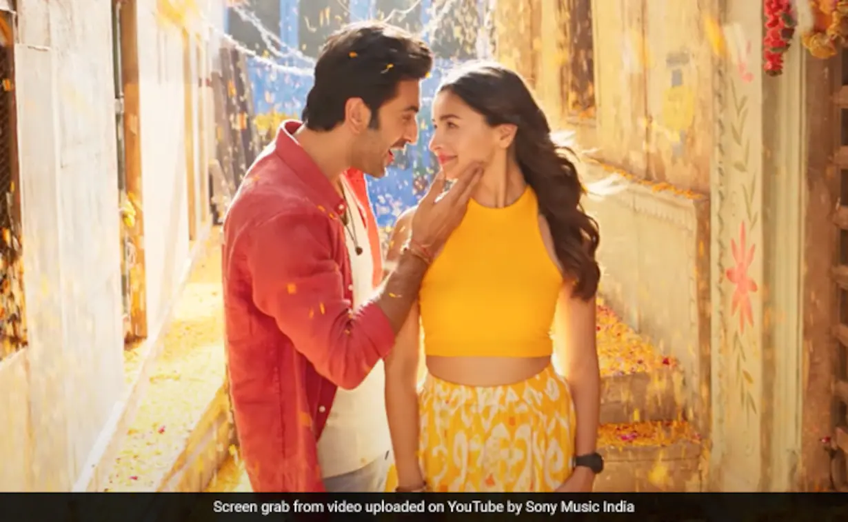 Kesariya Song Lyrics - Brahmastra 2022 Film